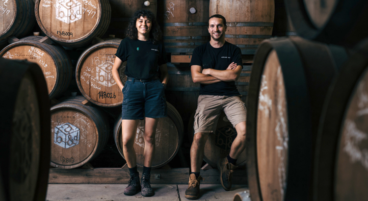 Australien Südaustralien Fleurieu Peninsula Alpha Box Dice Foto SATC Julian Cebo